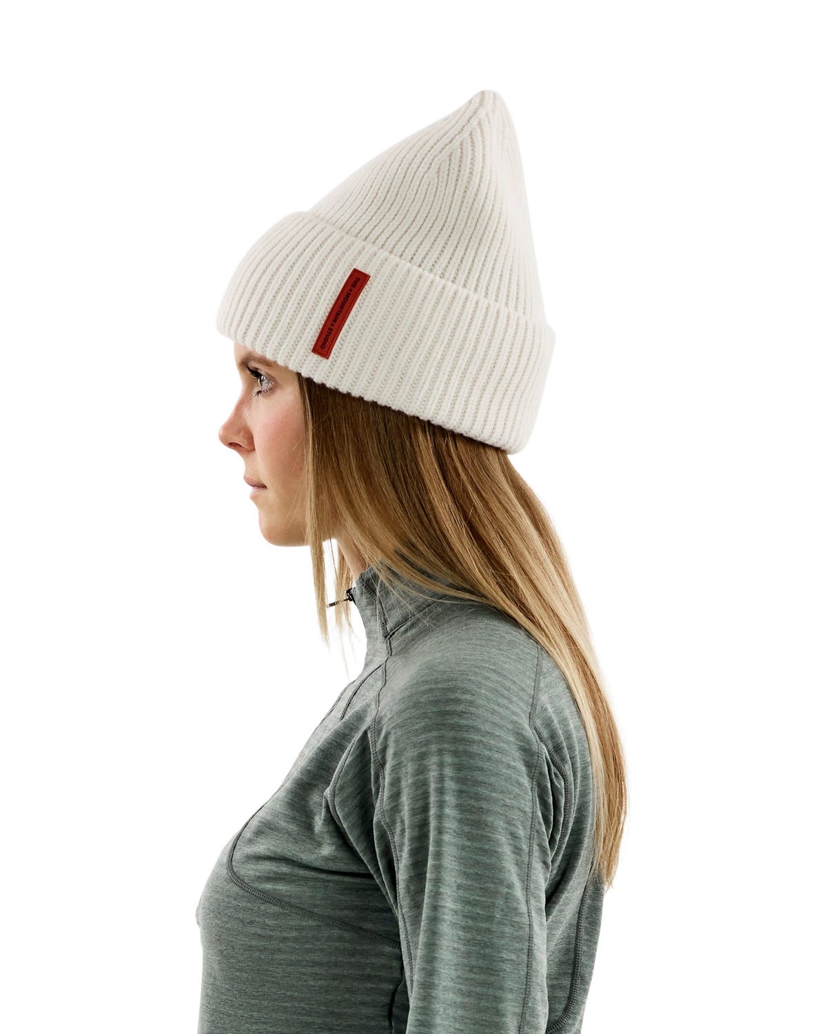The Mountain Studio C-12 Are Unisex-Wollmütze – Almond Milk Off-White Bild 3