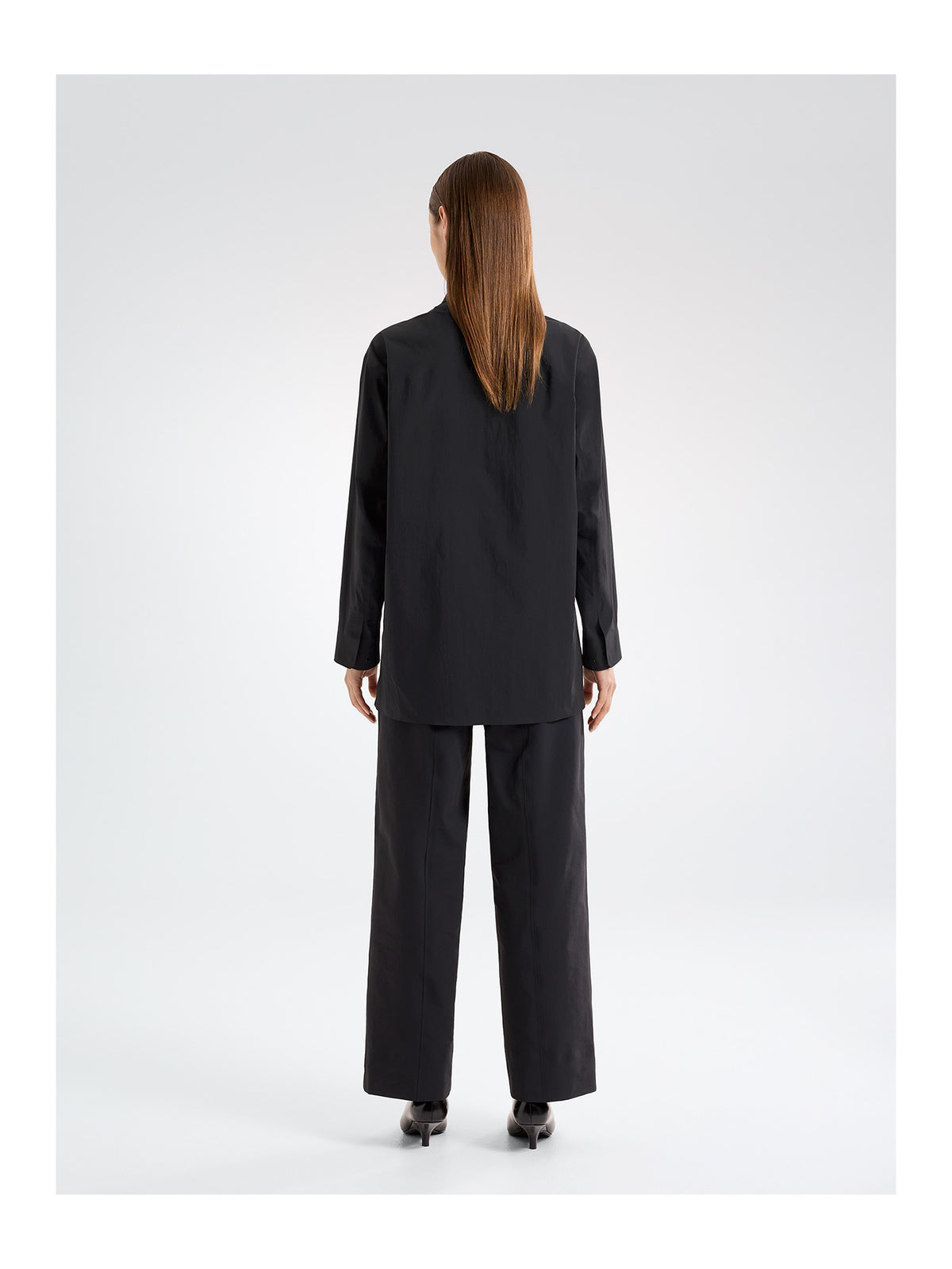 Veilance Arc'teryx Limina Insulated Blazer Damen schwarz schwarz Bild 7
