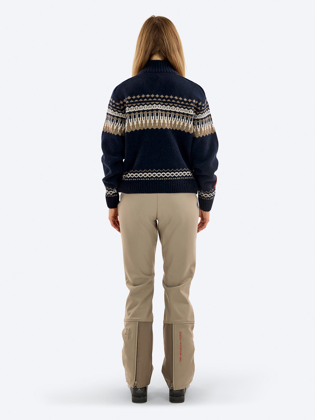 The Mountain Studio K-7 Sweater Damen beige beige Bild 12